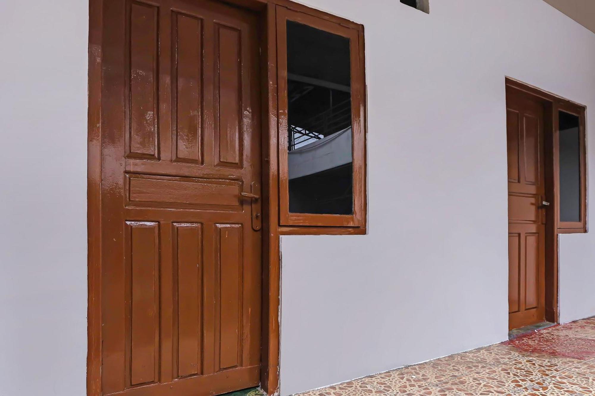Spot On 92421 City Kost Syariah بانكالبنانغْ المظهر الخارجي الصورة